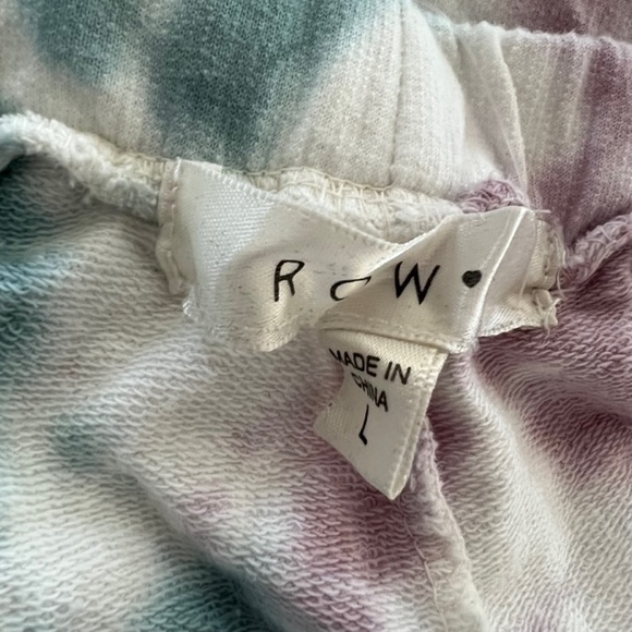 NWT Row A Tie Dye Shorts sz L - Picture 3 of 3